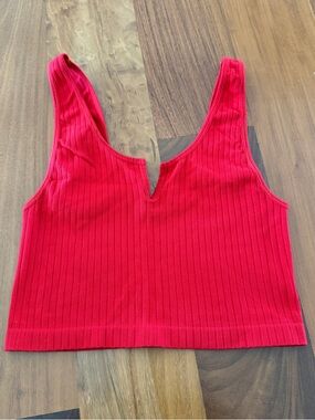 Red Ribbed V-Neck Crop Tank Top - Women